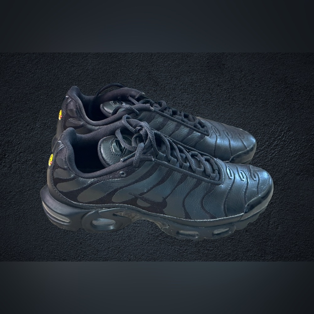 Used Airmax Plus Black size W9 M7.5
